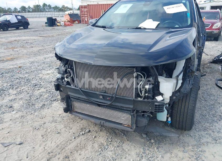 Photo 6 of 2020 Chevrolet Equinox FWD LT 1.5L TURBO (VIN 2GNAXKEV1L6187705)