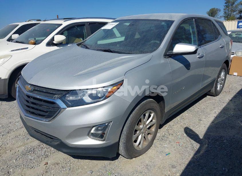 Photo 2 of 2020 Chevrolet Equinox FWD LT 1.5L TURBO (VIN 2GNAXKEV1L6192757)