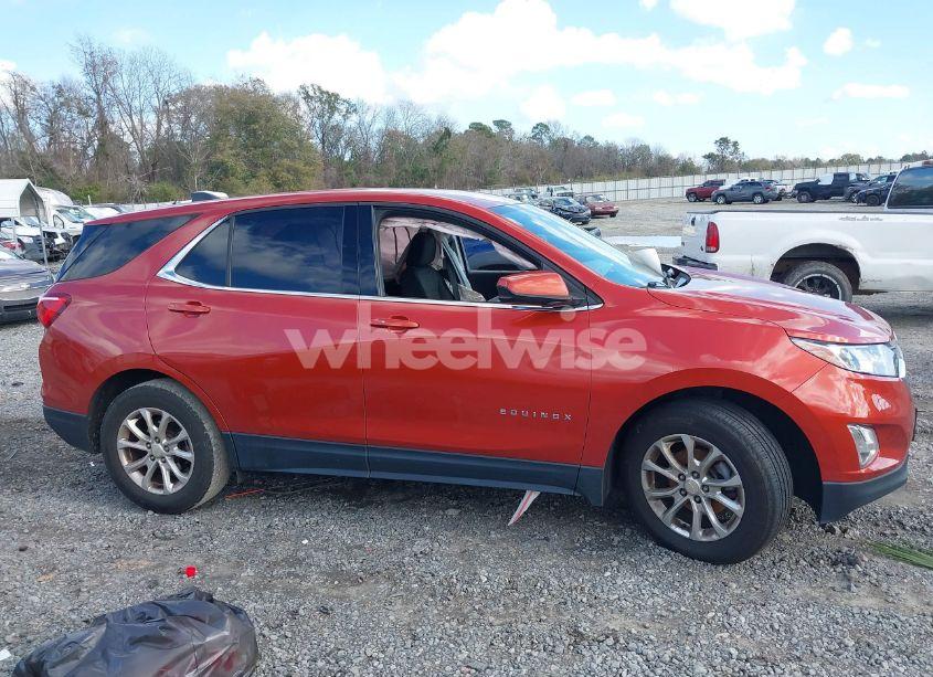 Photo 12 of 2020 Chevrolet Equinox FWD LT 1.5L TURBO (VIN 2GNAXKEV1L6193763)