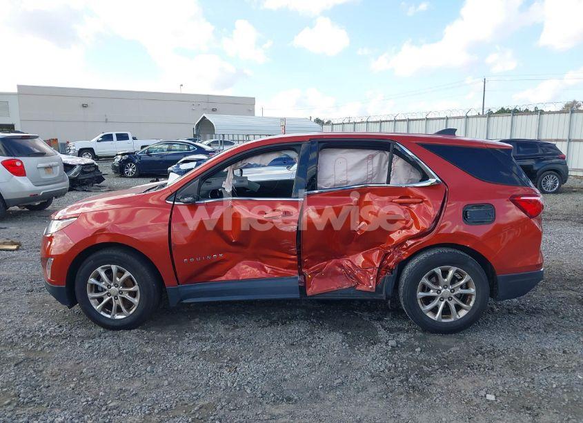 Photo 13 of 2020 Chevrolet Equinox FWD LT 1.5L TURBO (VIN 2GNAXKEV1L6193763)