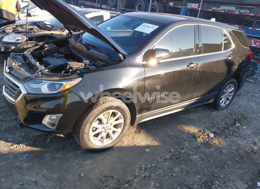 Photo 2 of 2020 Chevrolet Equinox FWD LT 1.5L TURBO (VIN 2GNAXKEV1L6214319)