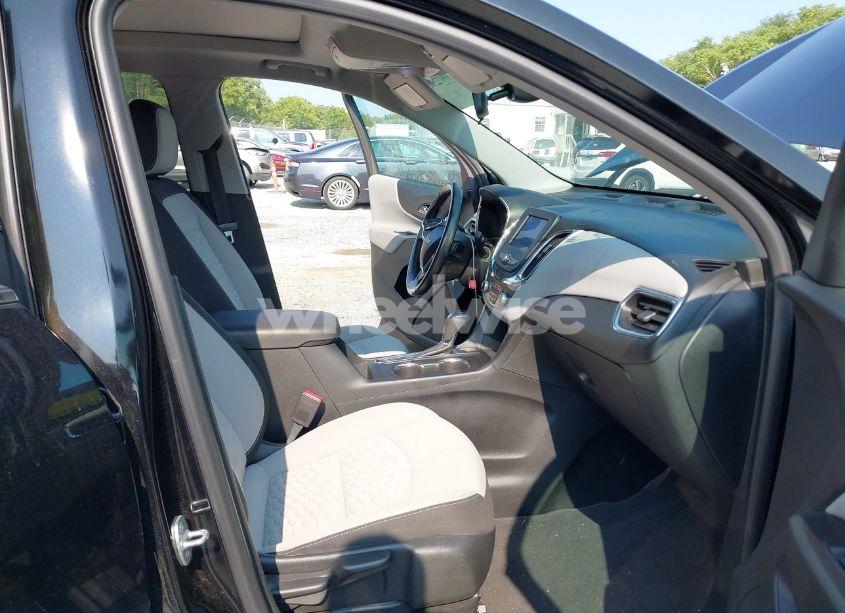 Photo 5 of 2020 Chevrolet Equinox FWD LT 1.5L TURBO (VIN 2GNAXKEV1L6226986)