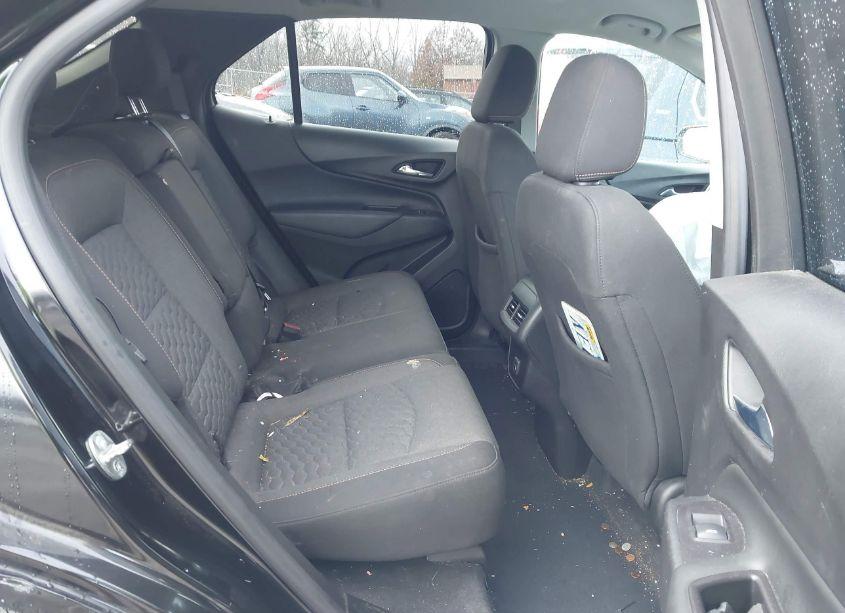 Photo 8 of 2021 Chevrolet Equinox FWD LT (VIN 2GNAXKEV1M6112584)