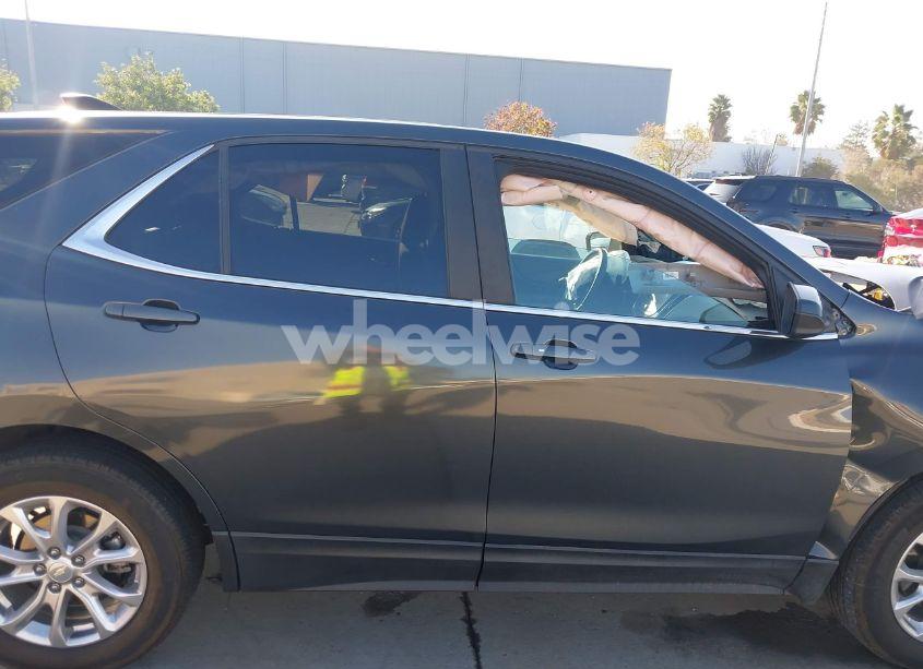 Photo 13 of 2021 Chevrolet Equinox FWD LT (VIN 2GNAXKEV1M6146492)