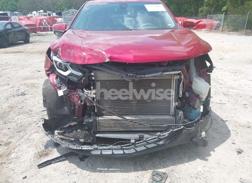 Photo 6 of 2021 Chevrolet Equinox FWD LT (VIN 2GNAXKEV1M6156777)