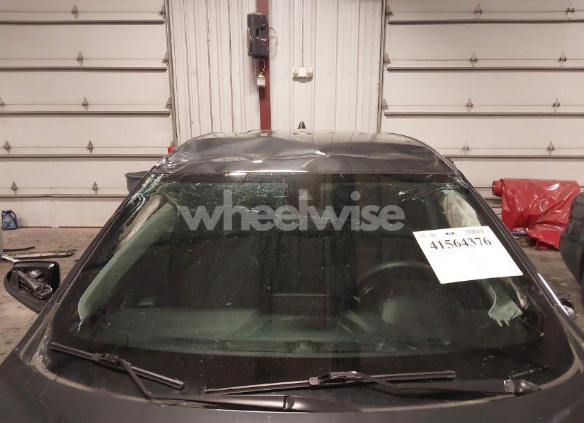 Photo 6 of 2022 Chevrolet Equinox FWD LT (VIN 2GNAXKEV1N6128723)