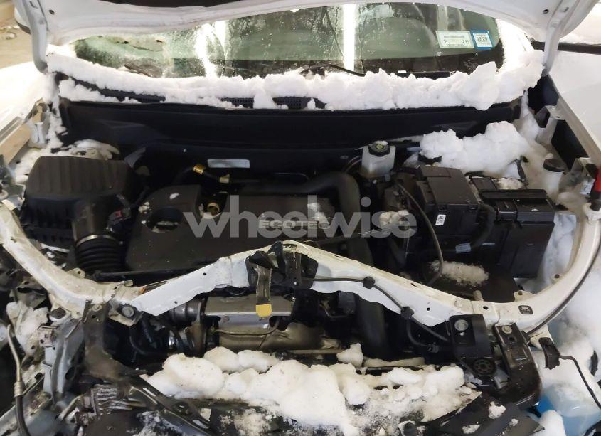 Photo 10 of 2019 Chevrolet Equinox LT (VIN 2GNAXKEV2K6100876)