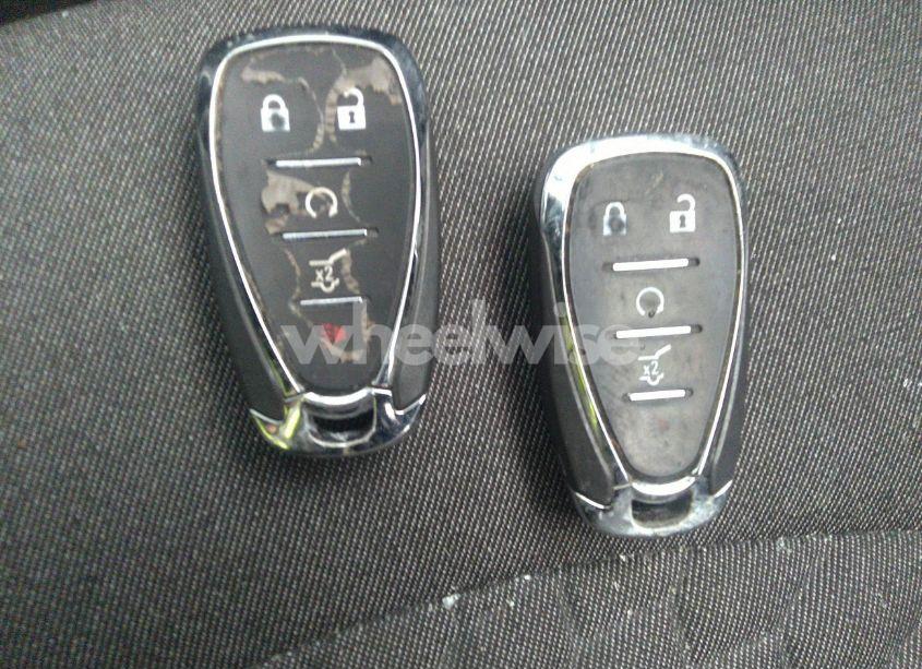 Photo 11 of 2019 Chevrolet Equinox LT (VIN 2GNAXKEV2K6100876)