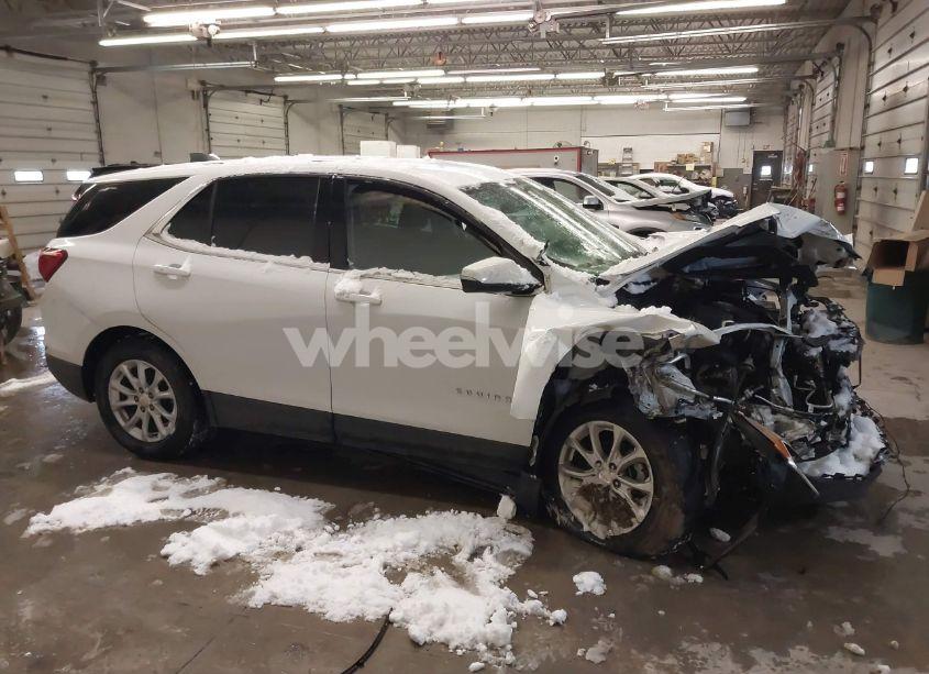 Photo 13 of 2019 Chevrolet Equinox LT (VIN 2GNAXKEV2K6100876)