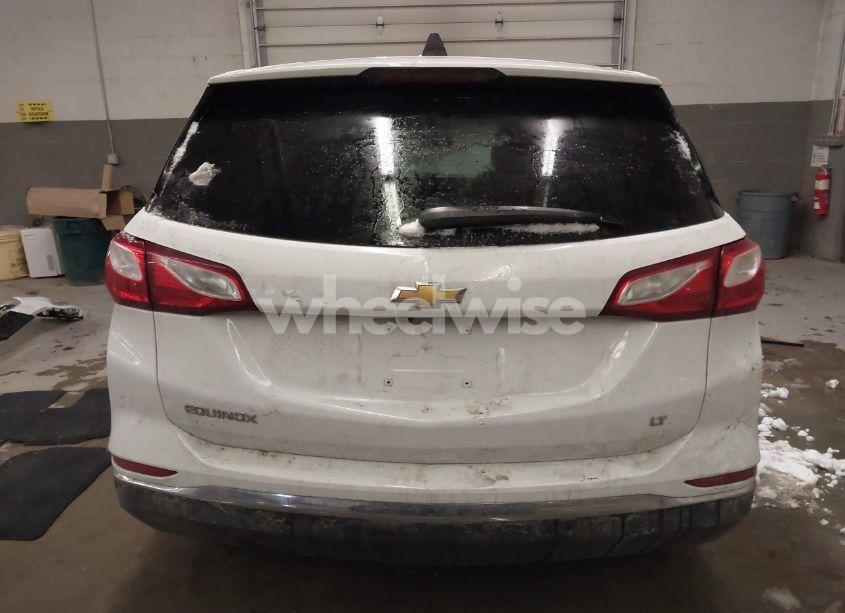 Photo 16 of 2019 Chevrolet Equinox LT (VIN 2GNAXKEV2K6100876)