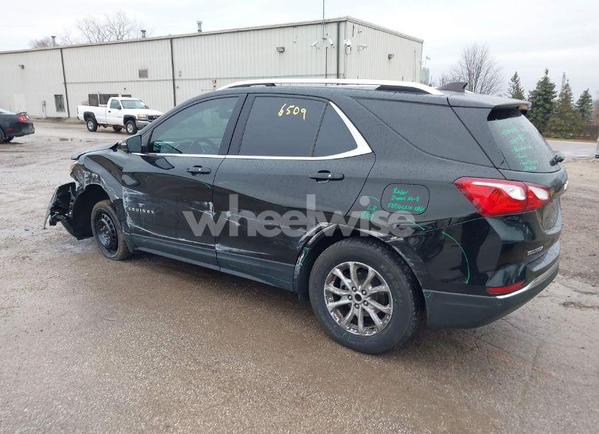 Photo 3 of 2019 Chevrolet Equinox LT (VIN 2GNAXKEV2K6148877)