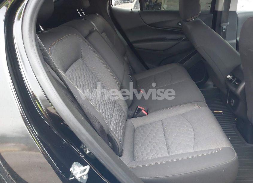 Photo 8 of 2019 Chevrolet Equinox LT (VIN 2GNAXKEV2K6148877)