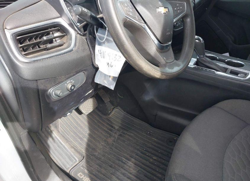 Photo 17 of 2019 Chevrolet Equinox LT (VIN 2GNAXKEV2K6258201)