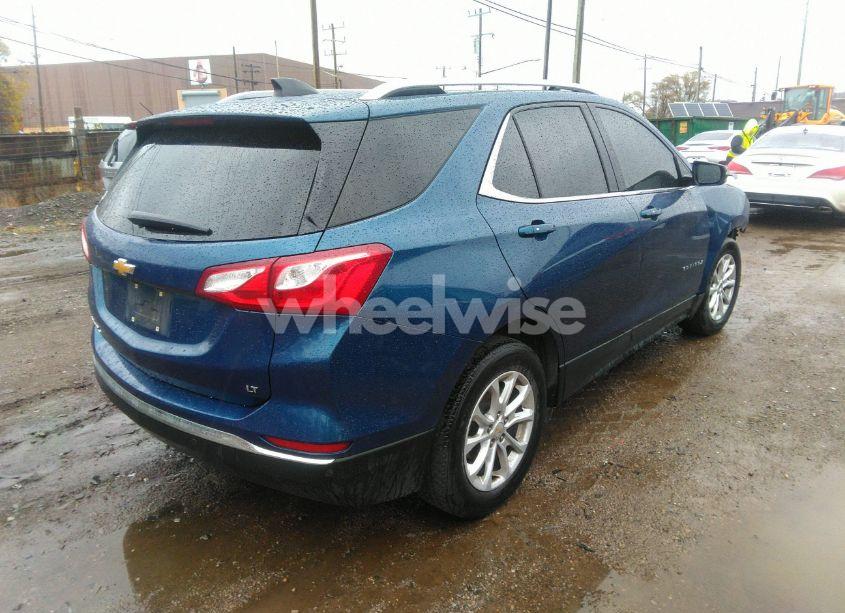 Photo 4 of 2019 Chevrolet Equinox LT (VIN 2GNAXKEV2K6269795)