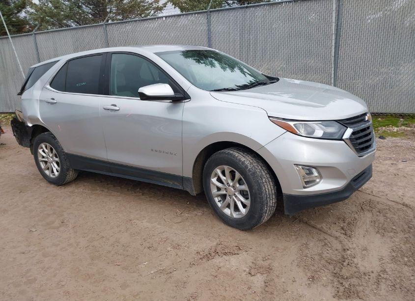 2019 Chevrolet Equinox LT (VIN 2GNAXKEV2K6282174) main photo