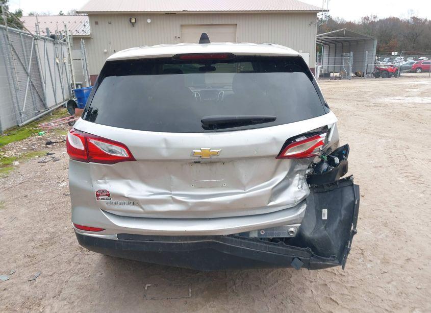 Photo 16 of 2019 Chevrolet Equinox LT (VIN 2GNAXKEV2K6282174)