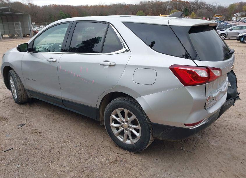 Photo 3 of 2019 Chevrolet Equinox LT (VIN 2GNAXKEV2K6282174)