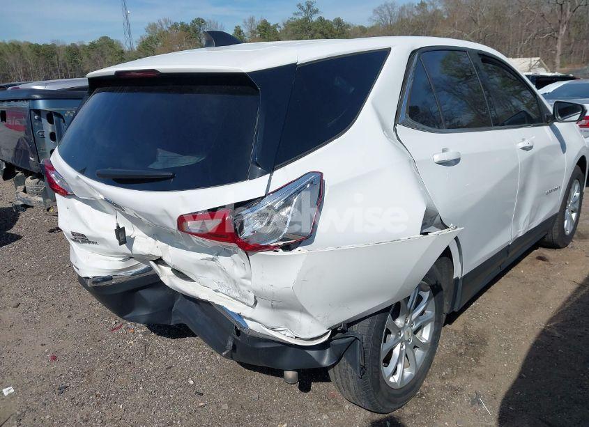 Photo 4 of 2020 Chevrolet Equinox FWD LT 1.5L TURBO (VIN 2GNAXKEV2L6170198)