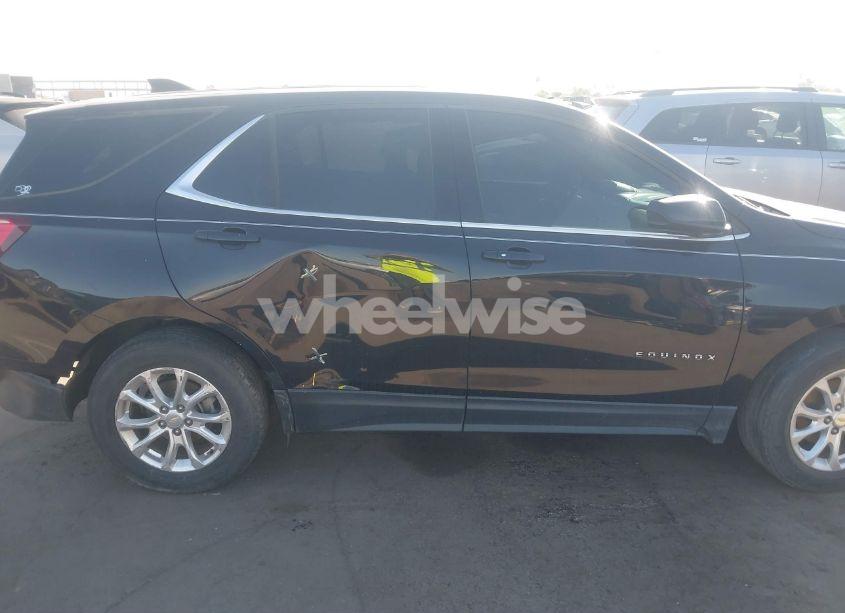 Photo 12 of 2020 Chevrolet Equinox FWD LT 1.5L TURBO (VIN 2GNAXKEV2L6210876)