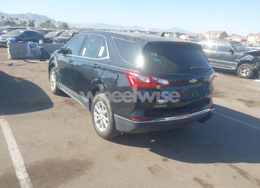Photo 3 of 2020 Chevrolet Equinox FWD LT 1.5L TURBO (VIN 2GNAXKEV2L6210876)