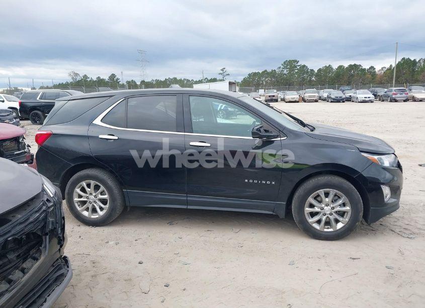 Photo 13 of 2020 Chevrolet Equinox FWD LT 1.5L TURBO (VIN 2GNAXKEV2L6239147)