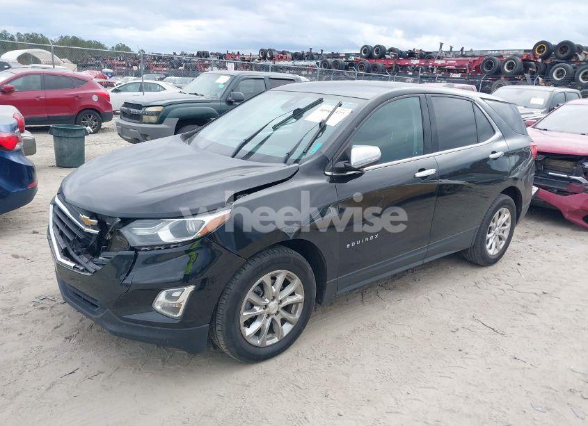 Photo 2 of 2020 Chevrolet Equinox FWD LT 1.5L TURBO (VIN 2GNAXKEV2L6239147)