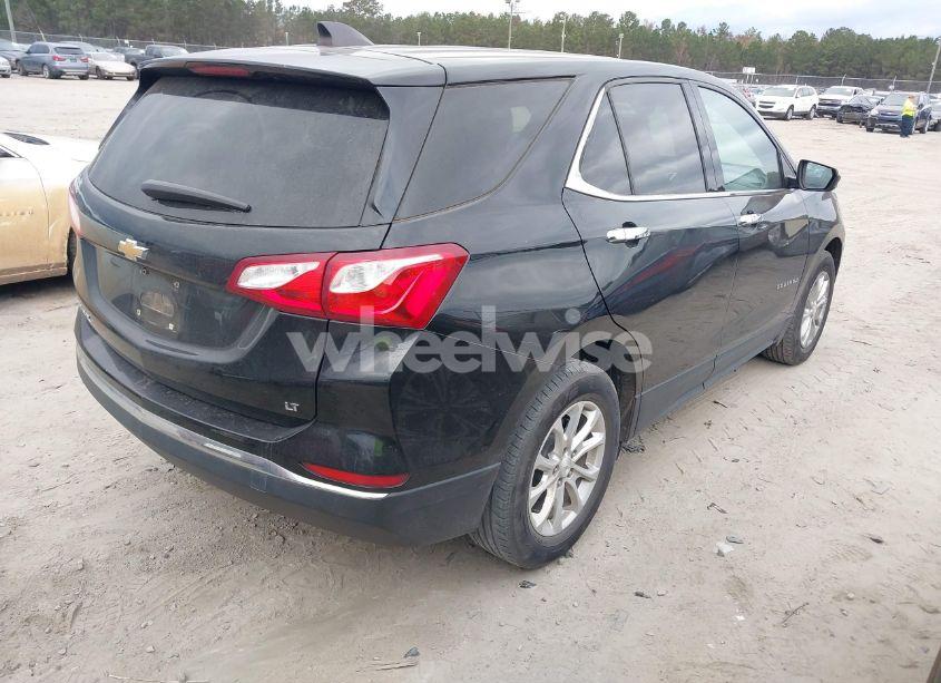 Photo 4 of 2020 Chevrolet Equinox FWD LT 1.5L TURBO (VIN 2GNAXKEV2L6239147)