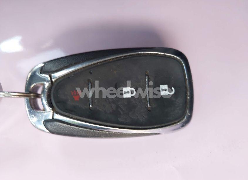 Photo 11 of 2021 Chevrolet Equinox FWD LT (VIN 2GNAXKEV2M6111220)