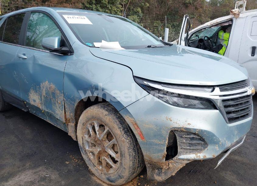 Photo 6 of 2022 Chevrolet Equinox FWD LT (VIN 2GNAXKEV2N6111851)