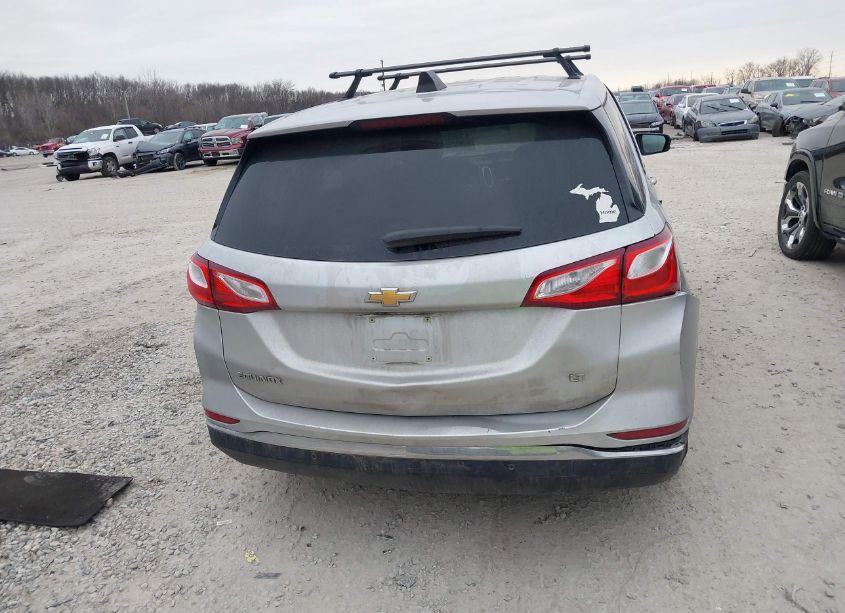Photo 16 of 2019 Chevrolet Equinox LT (VIN 2GNAXKEV3K6109487)