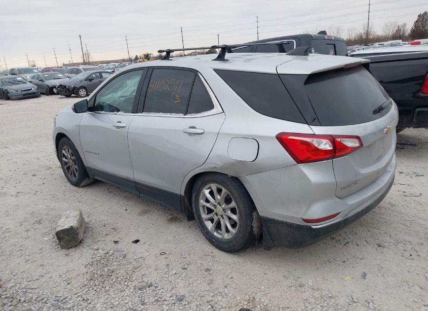 Photo 3 of 2019 Chevrolet Equinox LT (VIN 2GNAXKEV3K6109487)