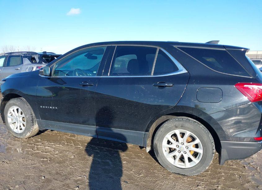 Photo 15 of 2019 Chevrolet Equinox LT (VIN 2GNAXKEV3K6123678)