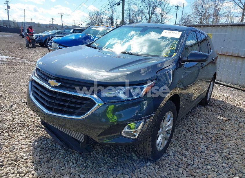 Photo 2 of 2019 Chevrolet Equinox LT (VIN 2GNAXKEV3K6158687)
