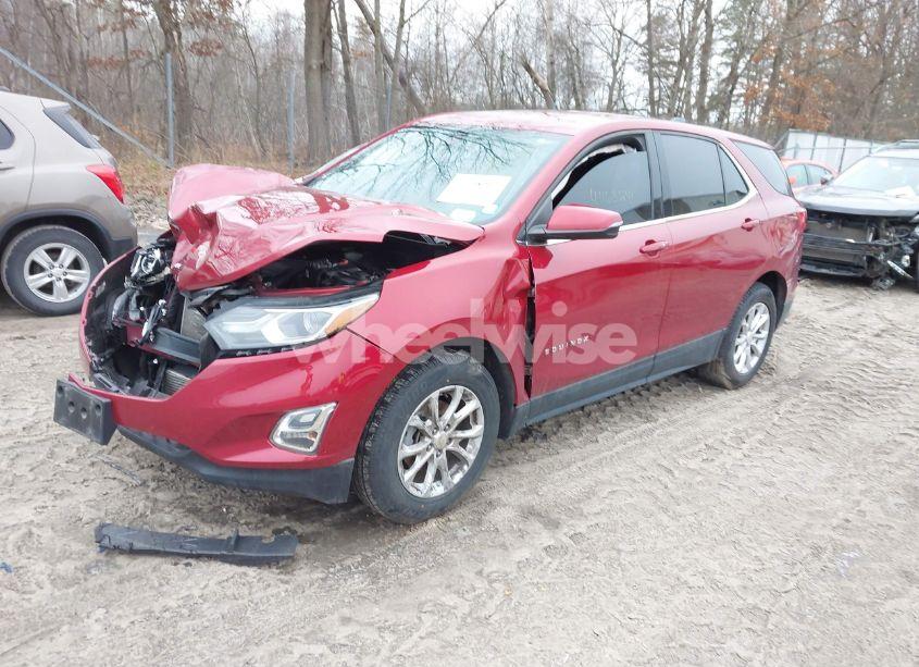 Photo 2 of 2019 Chevrolet Equinox LT (VIN 2GNAXKEV3K6186649)