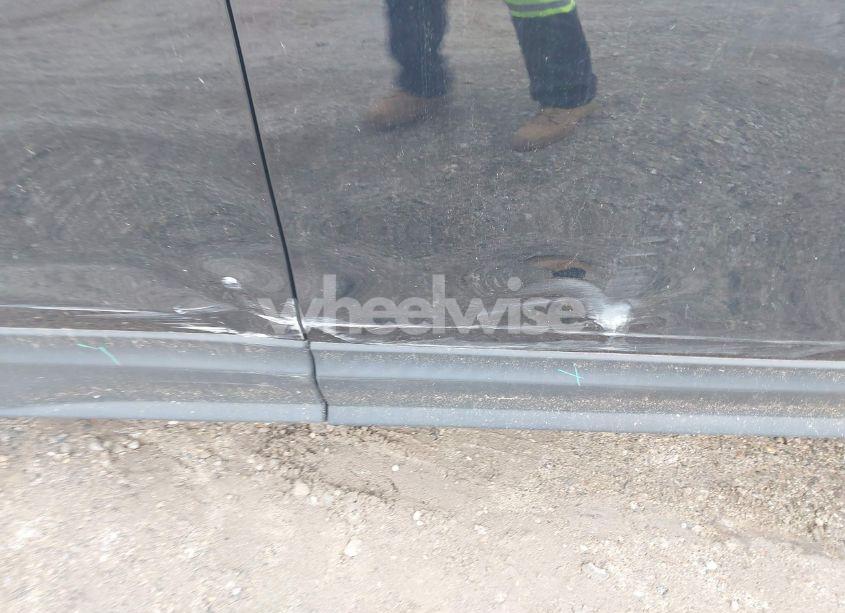 Photo 19 of 2019 Chevrolet Equinox LT (VIN 2GNAXKEV3K6195058)