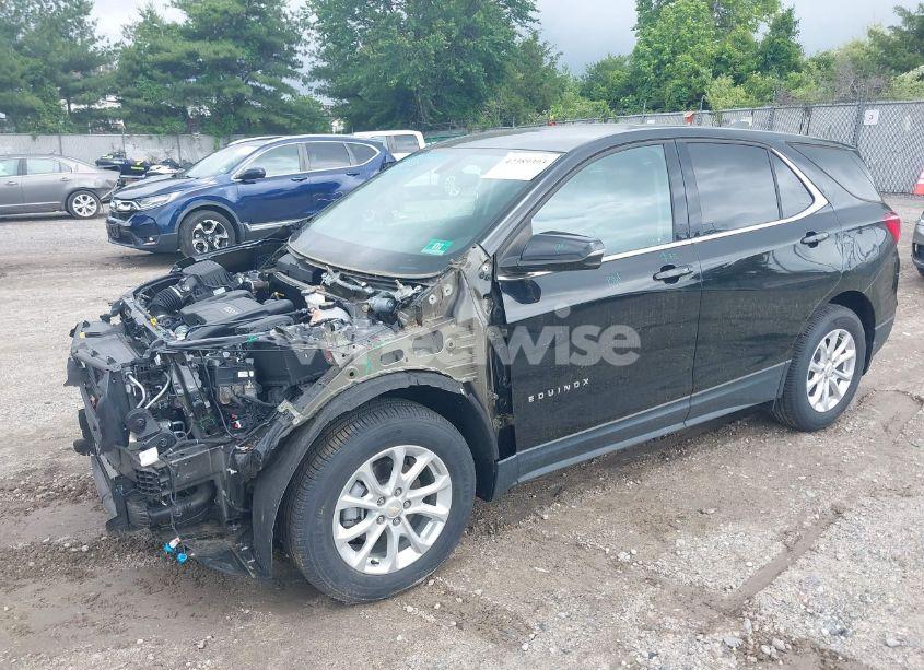 Photo 2 of 2019 Chevrolet Equinox LT (VIN 2GNAXKEV3K6195058)