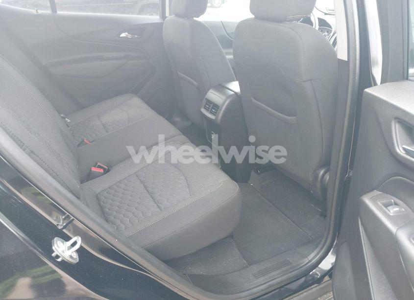 Photo 8 of 2019 Chevrolet Equinox LT (VIN 2GNAXKEV3K6195058)