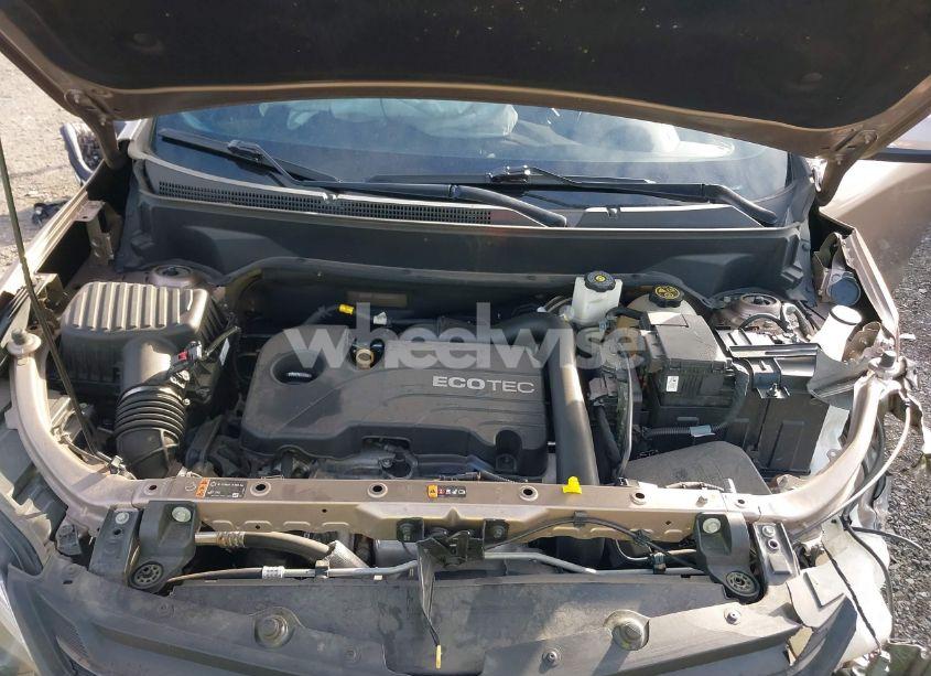 Photo 10 of 2019 Chevrolet Equinox LT (VIN 2GNAXKEV3K6233081)