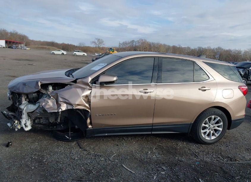 Photo 14 of 2019 Chevrolet Equinox LT (VIN 2GNAXKEV3K6233081)