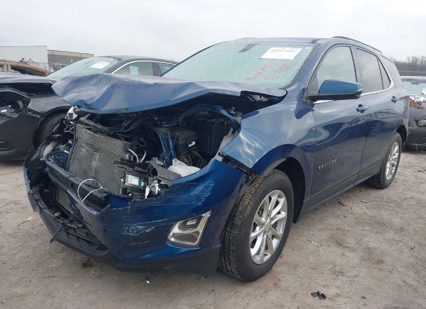 Photo 2 of 2019 Chevrolet Equinox LT (VIN 2GNAXKEV3K6290235)