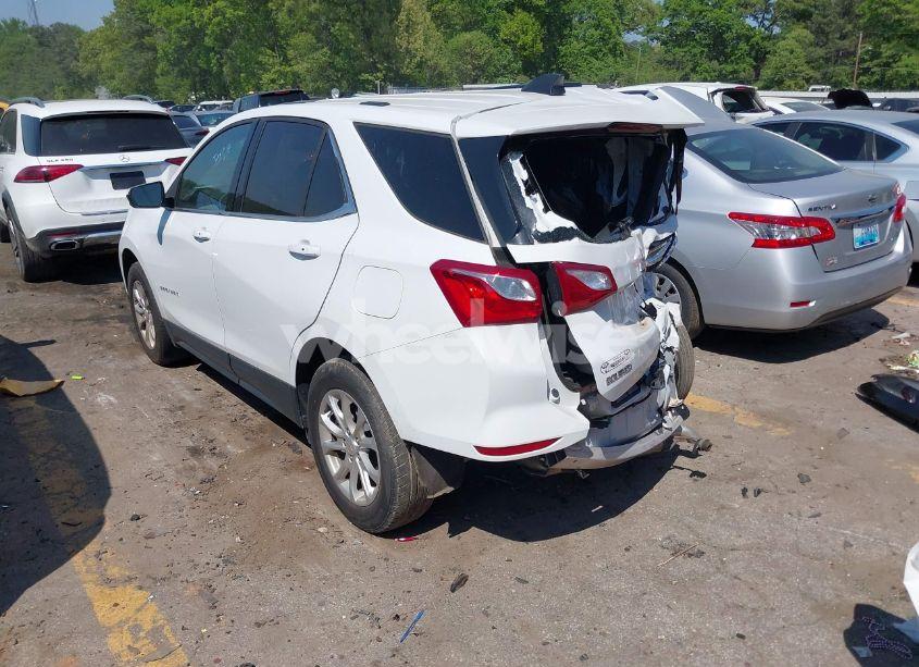 Photo 3 of 2019 Chevrolet Equinox LT (VIN 2GNAXKEV3K6305445)