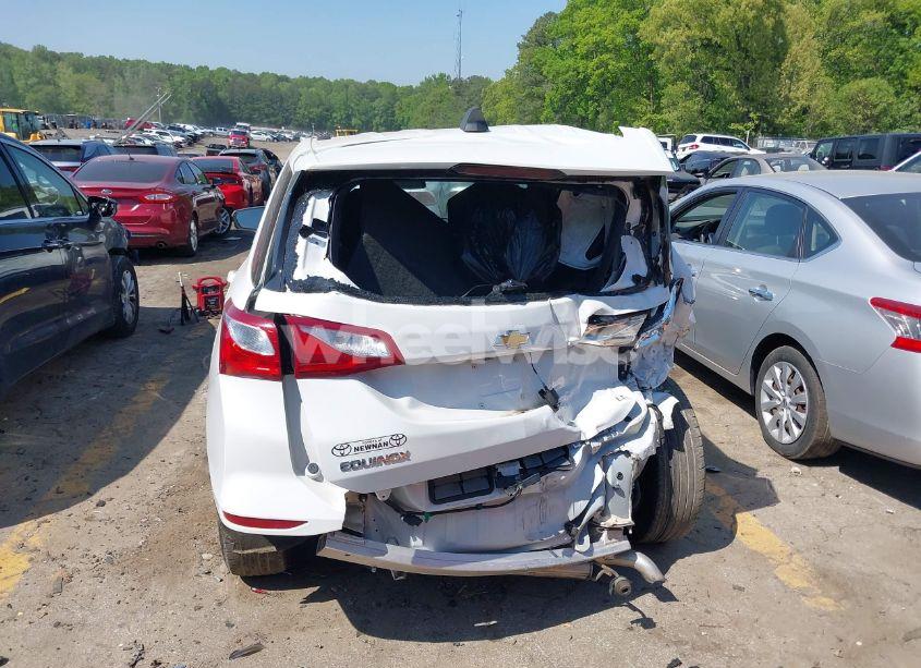Photo 6 of 2019 Chevrolet Equinox LT (VIN 2GNAXKEV3K6305445)