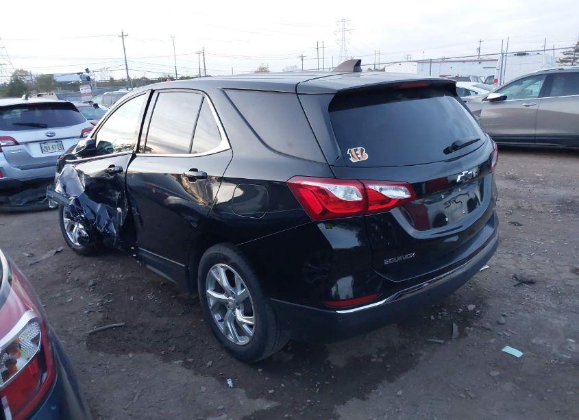 Photo 3 of 2020 Chevrolet Equinox FWD LT 1.5L TURBO (VIN 2GNAXKEV3L6104243)