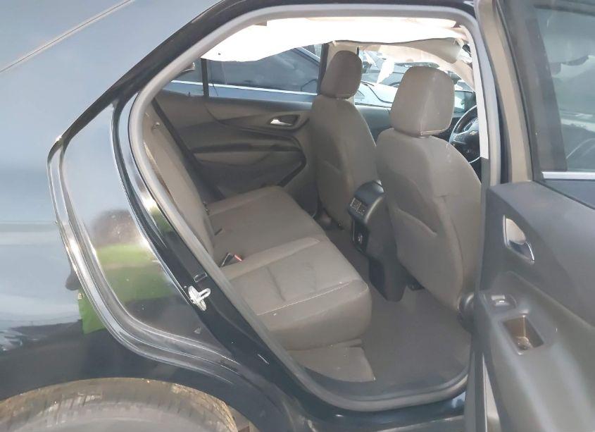 Photo 8 of 2020 Chevrolet Equinox FWD LT 1.5L TURBO (VIN 2GNAXKEV3L6104243)