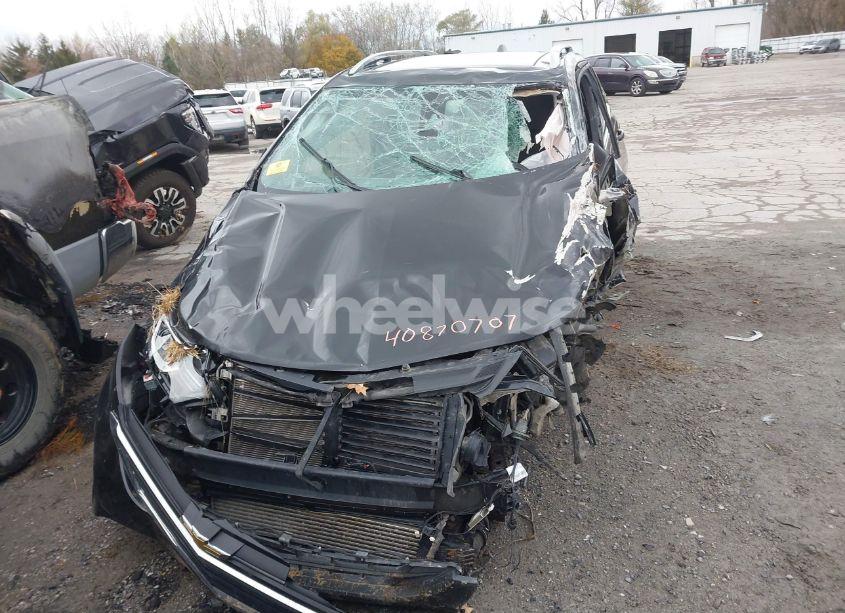 Photo 12 of 2020 Chevrolet Equinox FWD LT 1.5L TURBO (VIN 2GNAXKEV3L6116361)