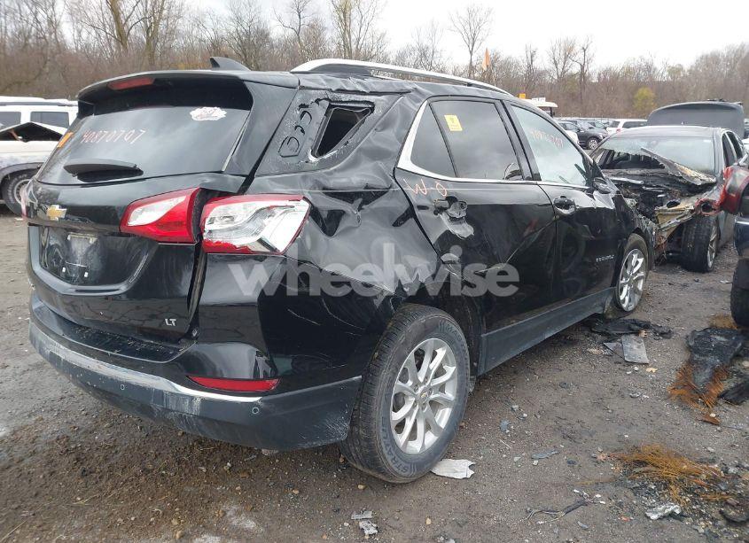 Photo 4 of 2020 Chevrolet Equinox FWD LT 1.5L TURBO (VIN 2GNAXKEV3L6116361)