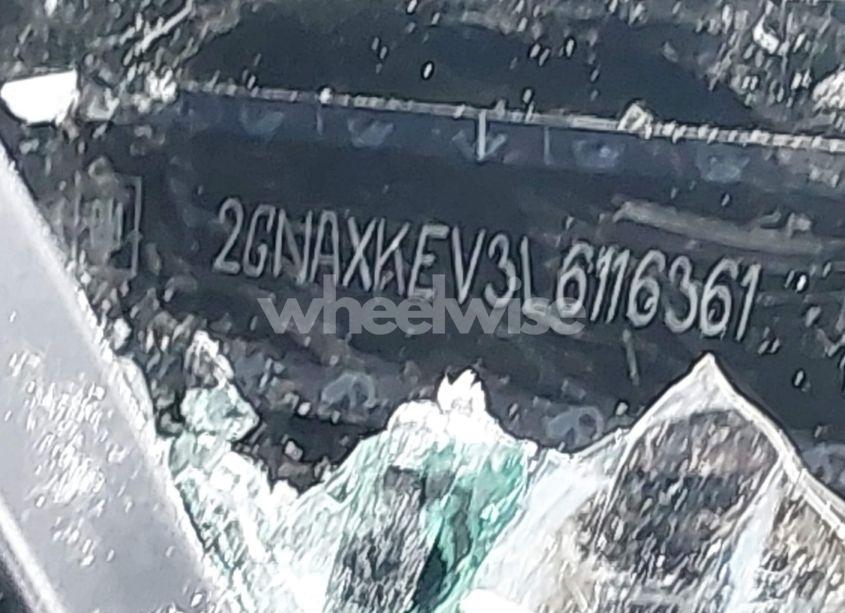 Photo 9 of 2020 Chevrolet Equinox FWD LT 1.5L TURBO (VIN 2GNAXKEV3L6116361)