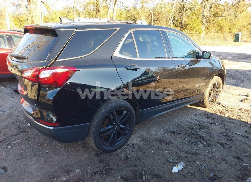 Photo 4 of 2020 Chevrolet Equinox FWD LT 1.5L TURBO (VIN 2GNAXKEV3L6148694)