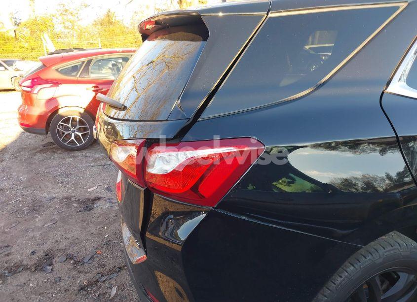 Photo 6 of 2020 Chevrolet Equinox FWD LT 1.5L TURBO (VIN 2GNAXKEV3L6148694)