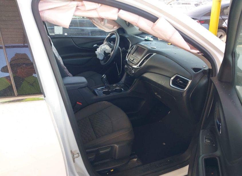 Photo 5 of 2020 Chevrolet Equinox FWD LT 1.5L TURBO (VIN 2GNAXKEV3L6149215)